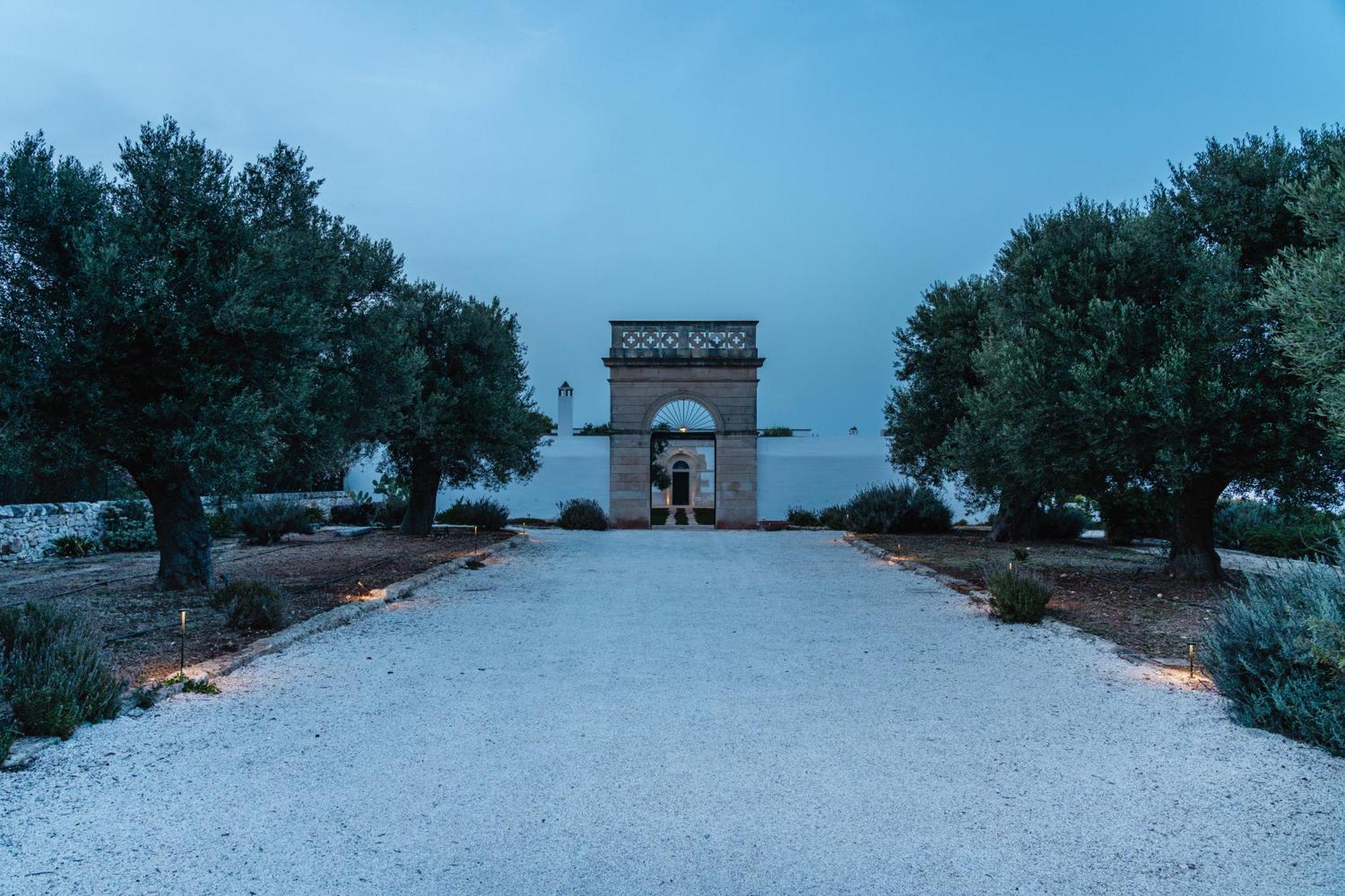 オストゥーニ Masseria Gorgognolo Bed & Breakfast エクステリア 写真